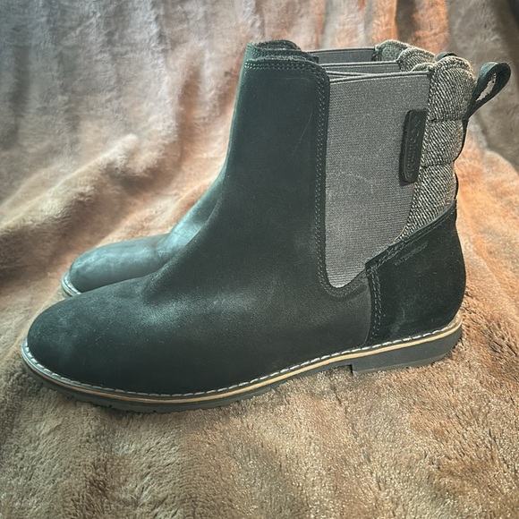 COLUMBIA Black Suede Waterproof Slip On Ankle Boot Sz 9 - Picture 5 of 14